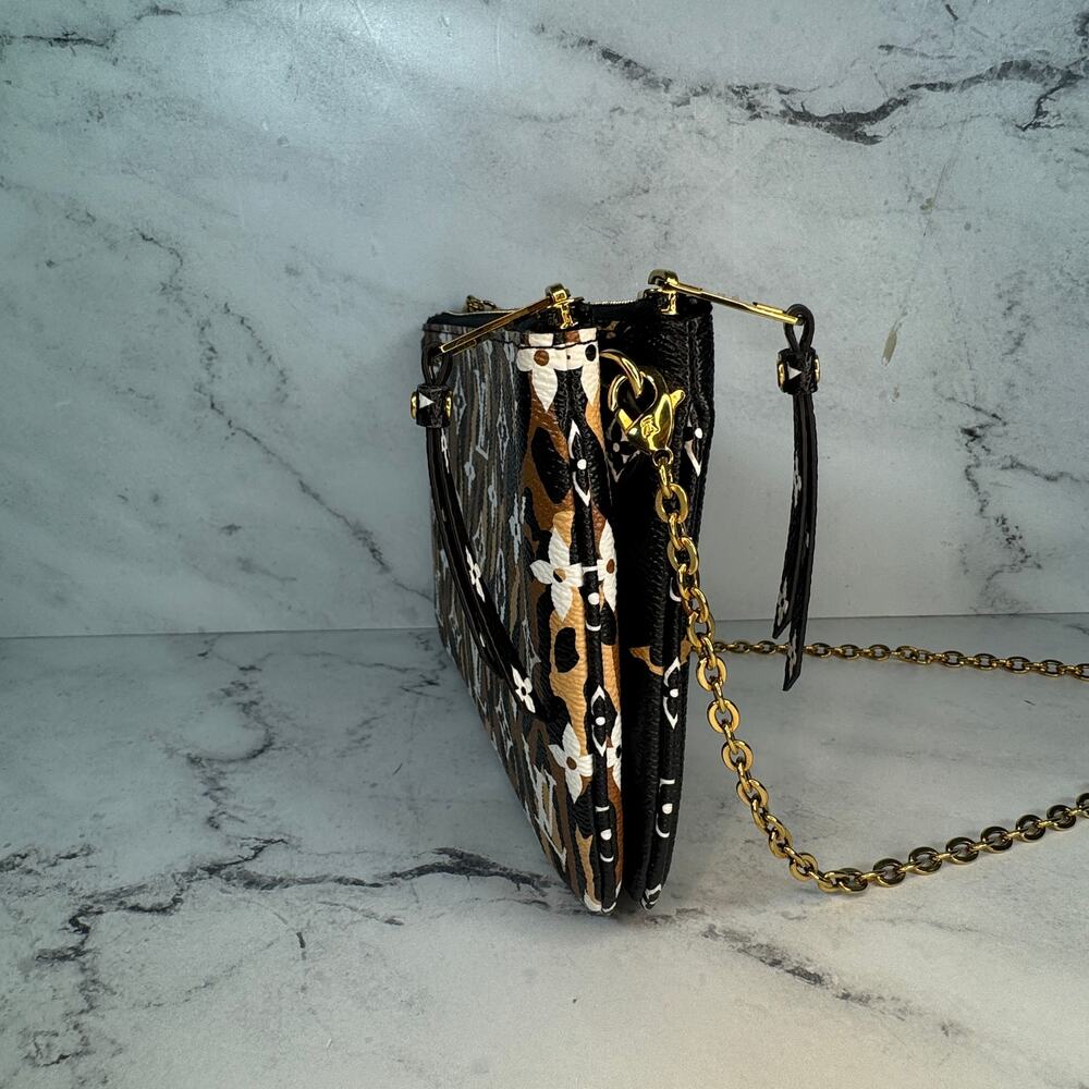 Louis Vuitton Jungle Pochette Double Zip Shoulder/Crossbody bag leopard monogram - Picture 7 of 16